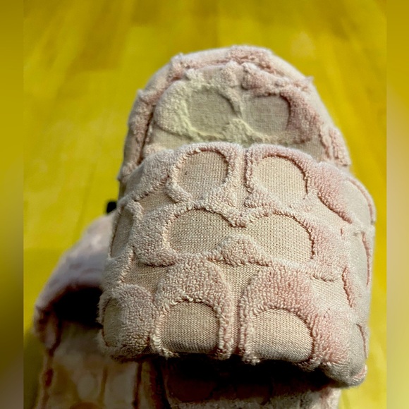 Coach Bridgett Terry Sandal/Slippers size 6 - Picture 10 of 14